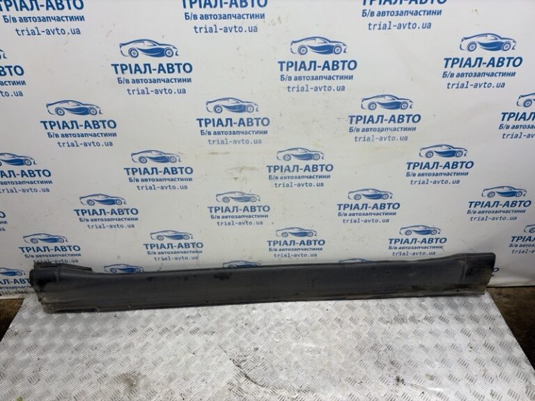 Накладка порога внешняя левая Mitsubishi Pajero Wagon 2006-2022 7405A089 (Арт. 83658)