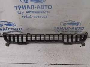 Решетка бампера центральная Kia Sorento 2002-2011 865613E500 (Арт. 83665)