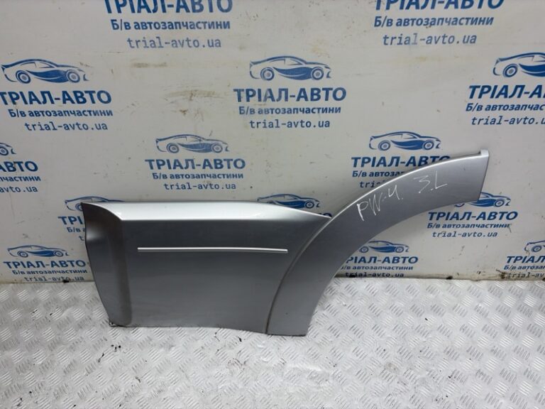 Накладка двери Mitsubishi Pajero Wagon 2006-2022 5757A025XA (Арт. 83760)