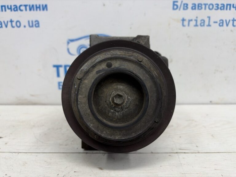 Компрессор кондиционера Nissan X-Trail 2014-2021 926004CA0A (Арт. 84108)