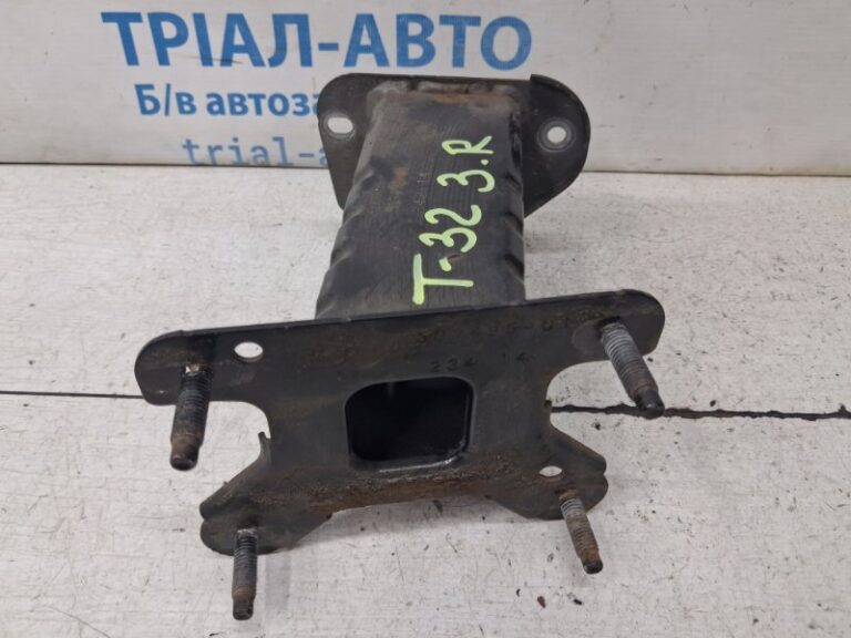 Кронштейн усилителя заднего бампера Nissan X-Trail 2014-2021 H52104CCMA (Арт. 84135)