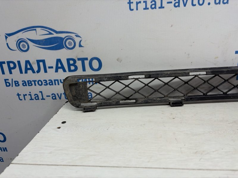 Решетка бампера центральная Toyota RAV 4 2005-2016 5311242040 (Арт. 84138) Решетка бампера центральная Toyota RAV 4 2005-2016 5311242040 (Арт. 84138)