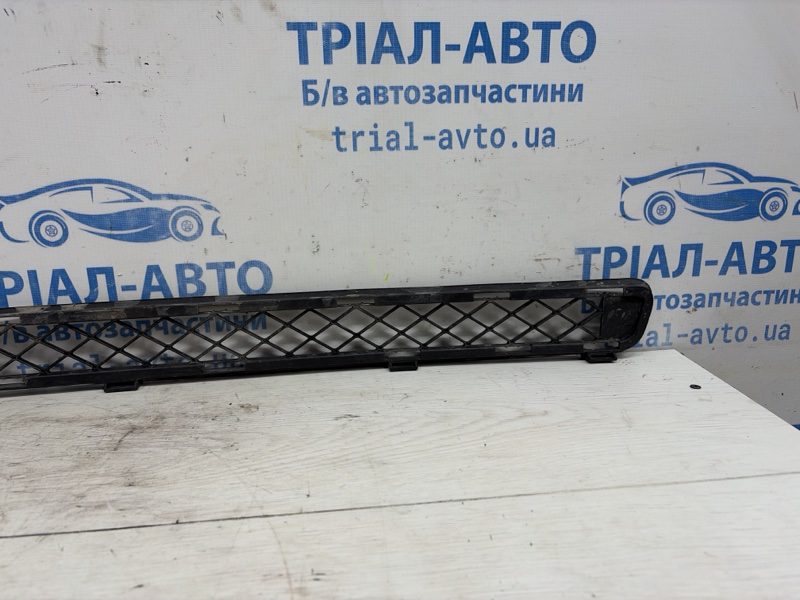 Решетка бампера центральная Toyota RAV 4 2005-2016 5311242040 (Арт. 84138) Решетка бампера центральная Toyota RAV 4 2005-2016 5311242040 (Арт. 84138)