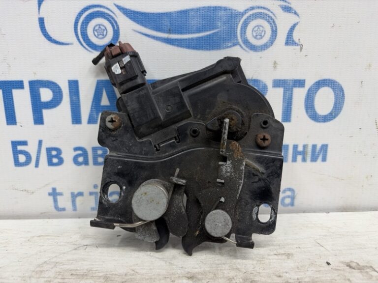 Замок лючка бака Nissan Leaf 2017- 657a05sk0a (Арт. 84144)