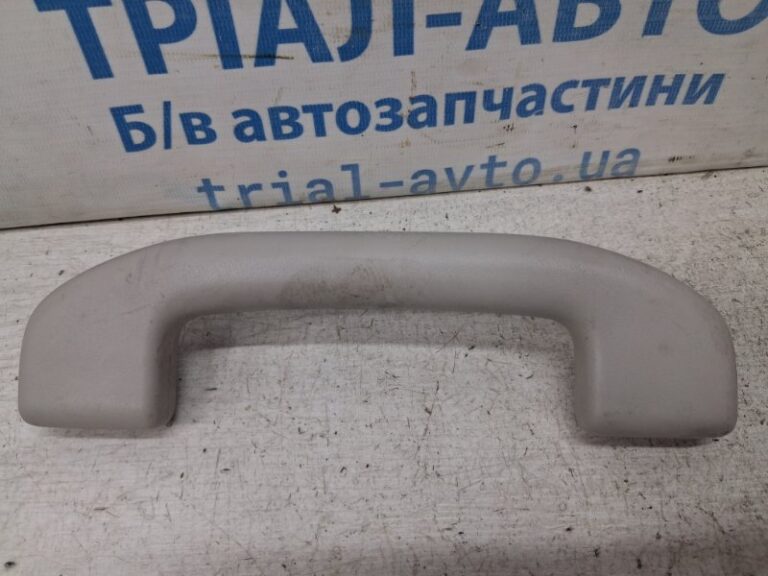 Ручка потолка передняя левая Nissan Leaf 2017- 739404EA0B (Арт. 84257)