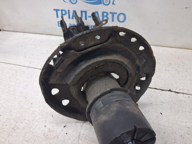 Амортизатор передний правый Hyundai Tucson 2015-2021 54660D7000 (Арт. 84346) Амортизатор передний правый Hyundai Tucson 2015-2021 54660D7000 (Арт. 84346)