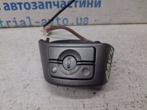 Кнопки руля Toyota RAV 4 2005-2016 8424742030 (Арт. 84422)
