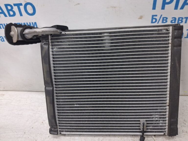 Испаритель кондиционера Toyota RAV 4 2005-2016 8850126210 (Арт. 84450)