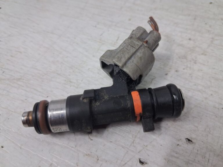 Форсунка топливная Nissan Micra 2002-2010 16600AX200 (Арт. 84566)