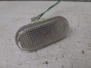 Повторитель поворотника Nissan Note 2005-2013 26160AX001 (Арт. 84602)
