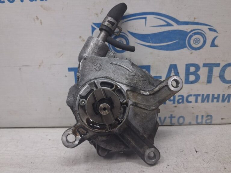 Насос вакуумный Toyota RAV 4 2005-2016 293000W030 (Арт. 84670)