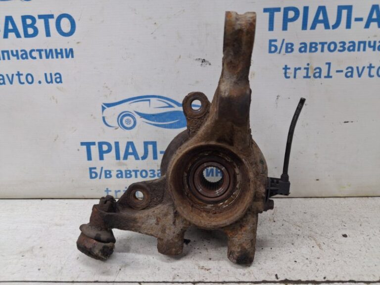 Кулак поворотный левый со ступицей Kia Ceed 2006-2012 517152H100 (Арт. 84844)