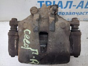 Суппорт передний правый Kia Ceed 2006-2012 581301H000 (Арт. 84849)