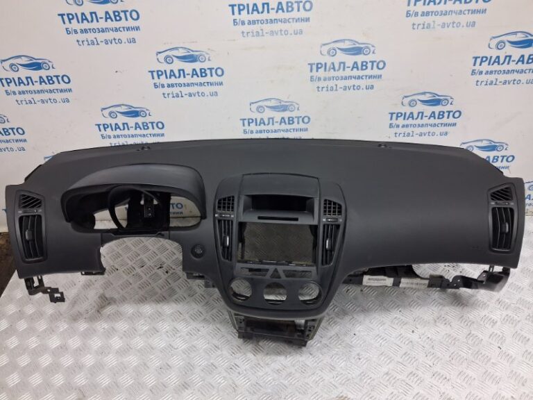 Торпеда с подушкой бесопасности Kia Ceed 2006-2012 847101H000EQ (Арт. 84874)