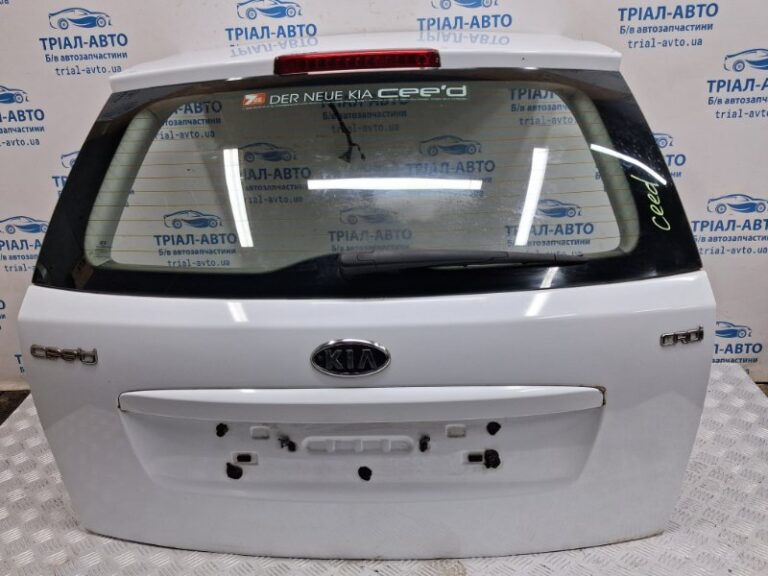 Крышка багажника Kia Ceed 2006-2012 737001H500 (Арт. 84875)