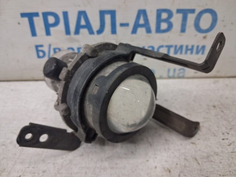 Фара противотуманная правая Kia Ceed 2006-2012 922021H000 (Арт. 84928)
