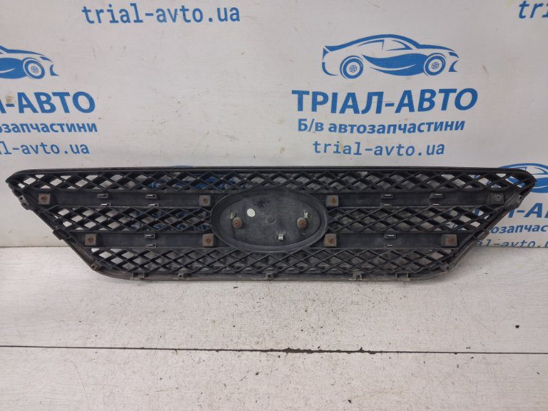Решетка радиатора Kia Ceed 2006-2012 863501H000 (Арт. 84930) Решетка радиатора Kia Ceed 2006-2012 863501H000 (Арт. 84930)