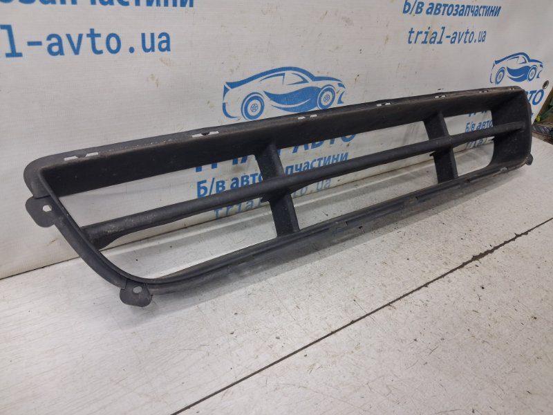Решетка бампера центральная Kia Ceed 2006-2012 865221H000 (Арт. 84931) Решетка бампера центральная Kia Ceed 2006-2012 865221H000 (Арт. 84931)