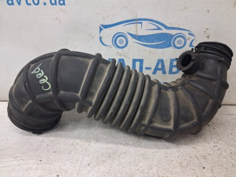 Патрубок воздушного фильтра Kia Ceed 2006-2012 281382H200 (Арт. 84960)