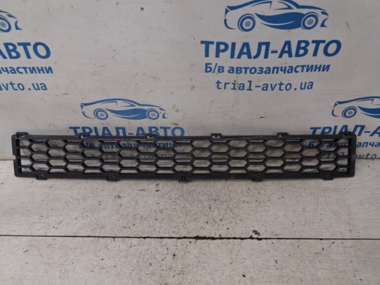 Решетка бампера центральная Chevrolet Captiva 2006-2018 96623441 (Арт. 84975)