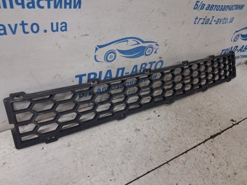 Решетка бампера центральная Chevrolet Captiva 2006-2018 96623441 (Арт. 84975) Решетка бампера центральная Chevrolet Captiva 2006-2018 96623441 (Арт. 84975)