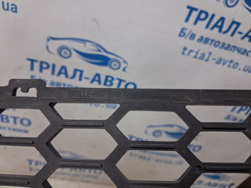 Решетка бампера центральная Chevrolet Captiva 2006-2018 96623441 (Арт. 84975) Решетка бампера центральная Chevrolet Captiva 2006-2018 96623441 (Арт. 84975)
