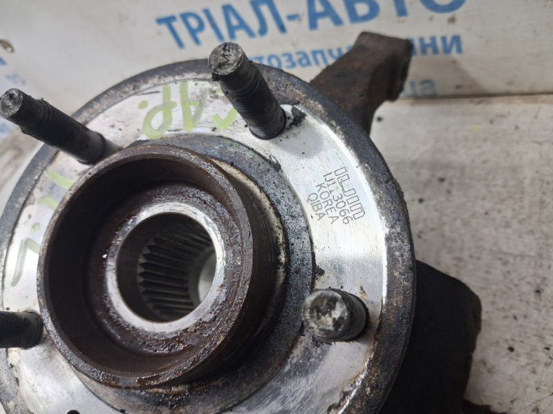 Кулак поворотный левый со ступицей Chevrolet Captiva 2006-2018 96626337 (Арт. 85000) Кулак поворотный левый со ступицей Chevrolet Captiva 2006-2018 96626337 (Арт. 85000)