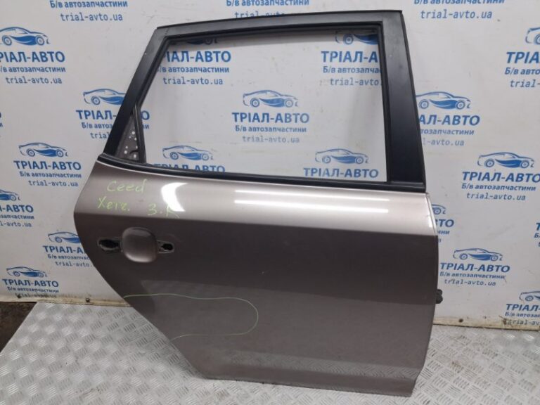 Дверь задняя правая Kia Ceed 2006-2012 770041H000 (Арт. 85026)