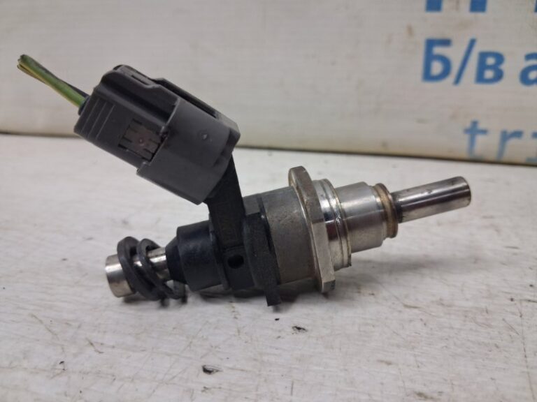 Форсунка топливная Mazda CX 7 2006-2012 L3K9-13-250A (Арт. 85132)