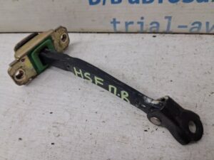 Ограничитель двери передний правый Hyundai Santa fe 2005-2012 793902B000 (Арт. 85204)