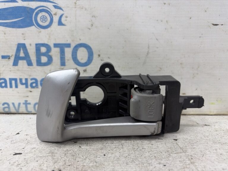 Ручка двери внутренняя левая Hyundai Santa fe 2005-2012 826112B000HZ (Арт. 85243)