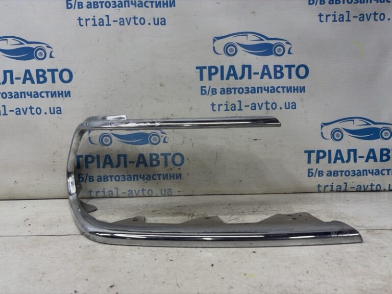 Накладка Mitsubishi Pajero Sport 1996-2008 MR563372 (Арт. 85264)